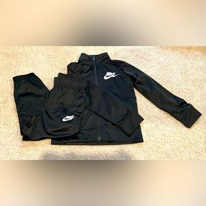 USED Nike Track Suit Toddler Boy 3T